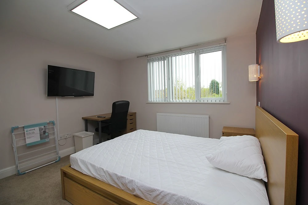 Forest Road, Loughborough